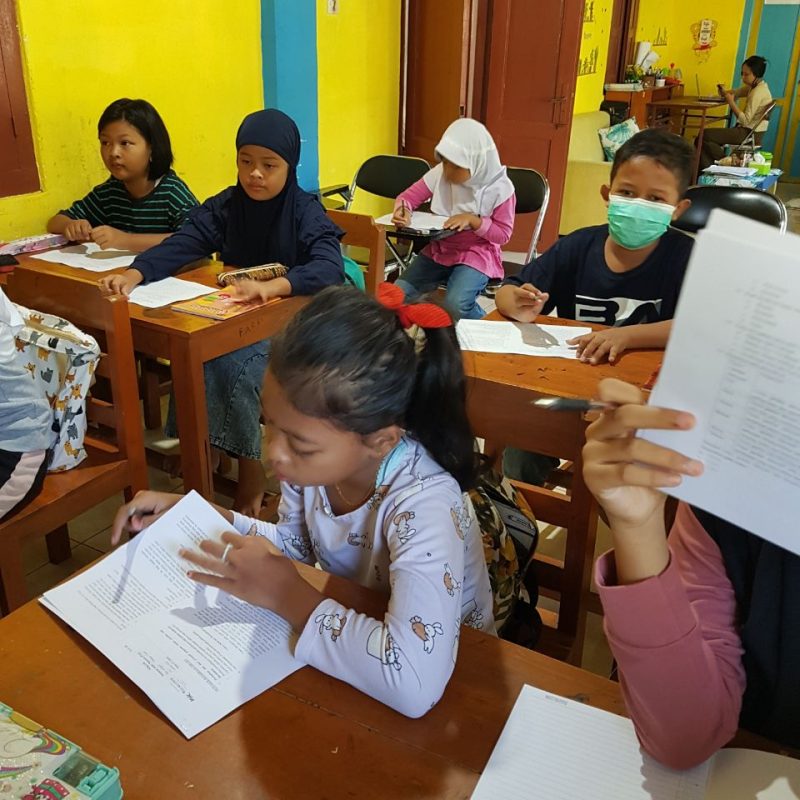 tentang kami